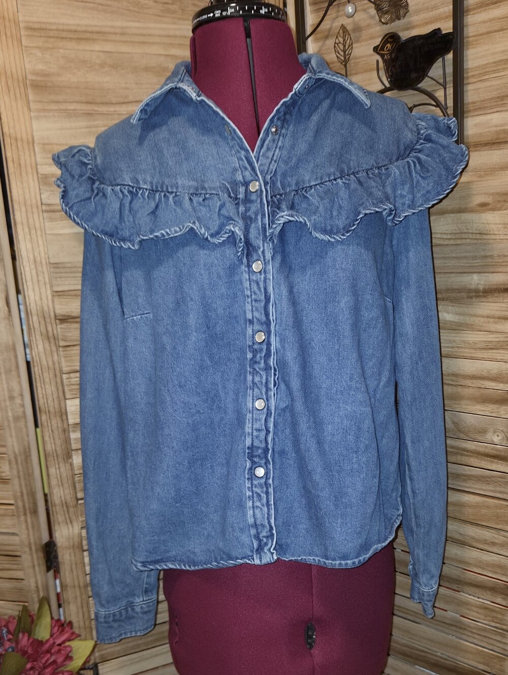 Forever 21 Large L/S Denim Jacket